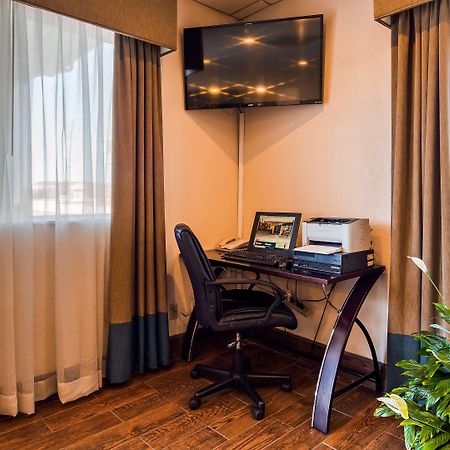 Best Western Ottawa Inn Exterior photo