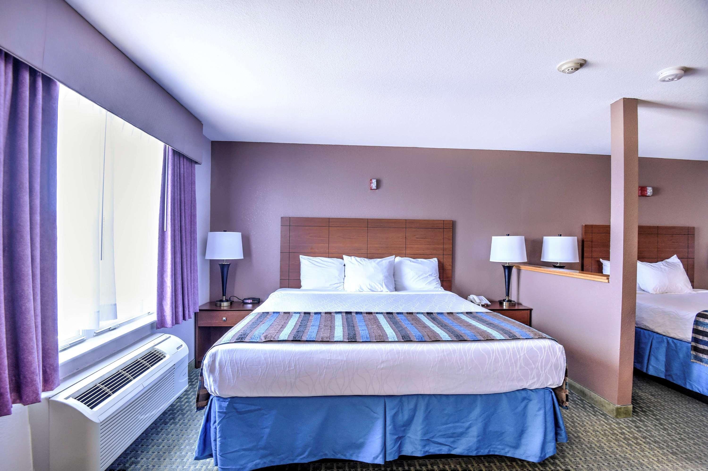 Best Western Ottawa Inn Exterior photo